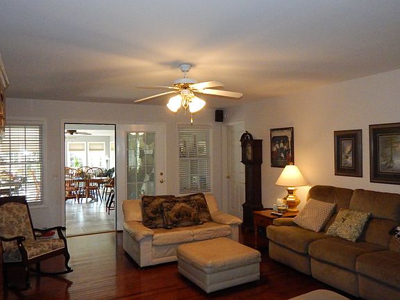 Spacious Living Room