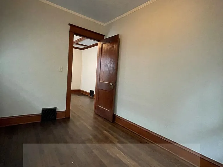 4545 Fairmount Ave — Photo 16