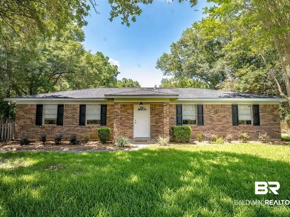 7760 Salem Dr, Semmes, AL 36575