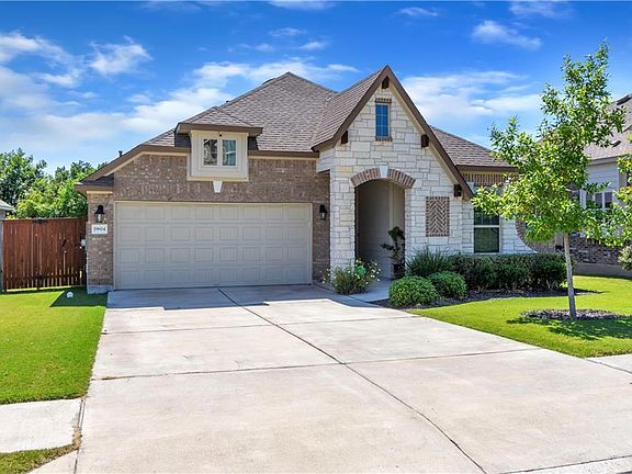 2nd image of 19604 Wearyall Hill Ln