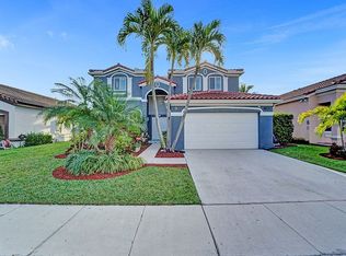 1654 E Harmony Lake Cir, Fort Lauderdale, FL 33324