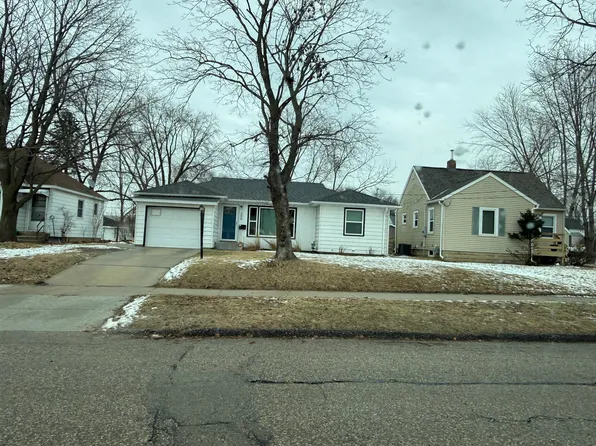 306 19th Ave SW, Rochester, MN 55902
