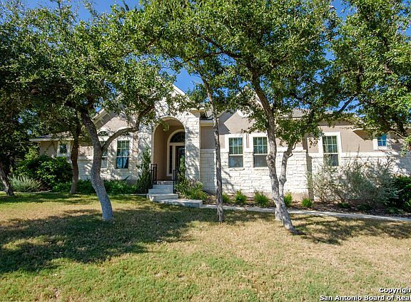 2nd image of 8423 Orchard Gln