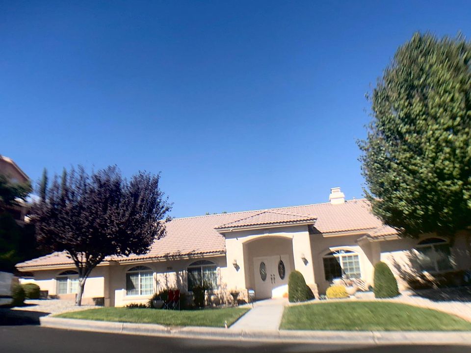 1st image of 17750 Vista Point Dr