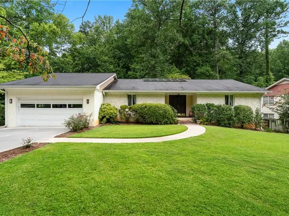 2760 Caraway Dr, Tucker, GA 30084
