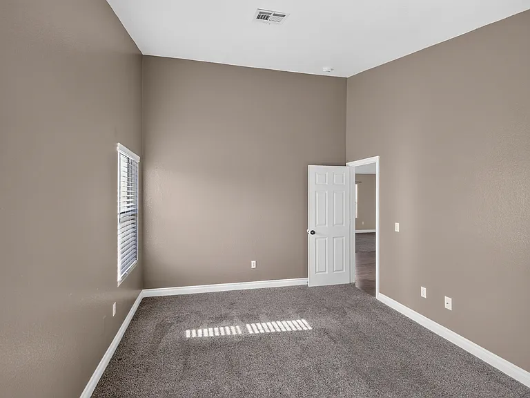5438 Olympic Spirit Ln — Photo 18