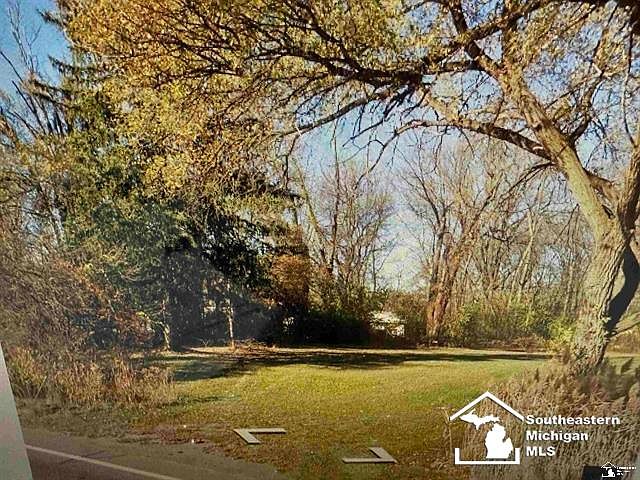2nd image of 30938 Ecorse Rd