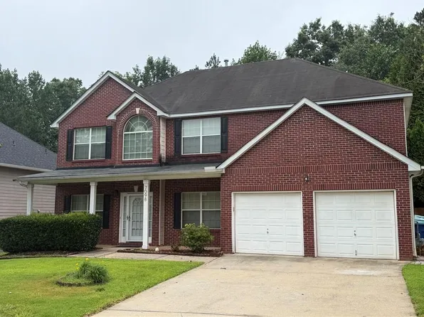 7098 Cavender Dr SW, Atlanta, GA 30331