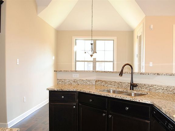 3rd image of 4960 Granite Creek Ln