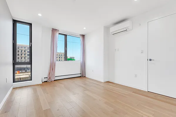 Rented by Cooper & Cooper Real Estate | media 19