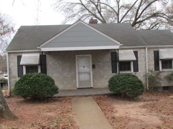 709 Cedar Ave, South Boston, VA 24592