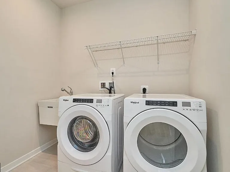 43522 Centergate Dr — Photo 13