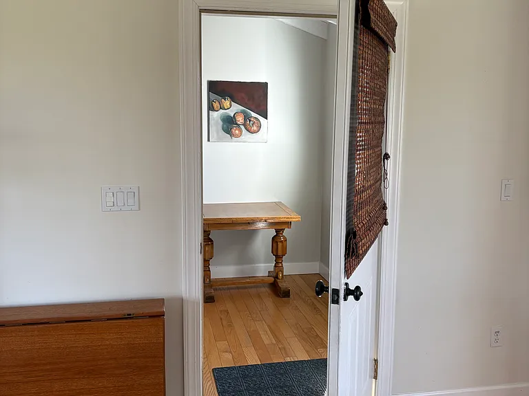 1516 James River Rd #1 — Photo 5