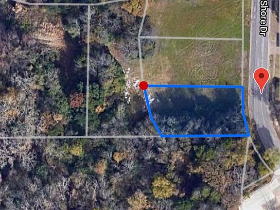 3rd image of 1711 E Shore Dr