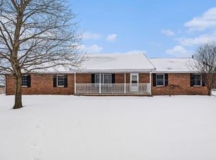 2490 E Stewart Rd, Midland, MI 48640