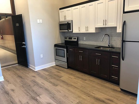 2nd image of 1501 S 17th St #301