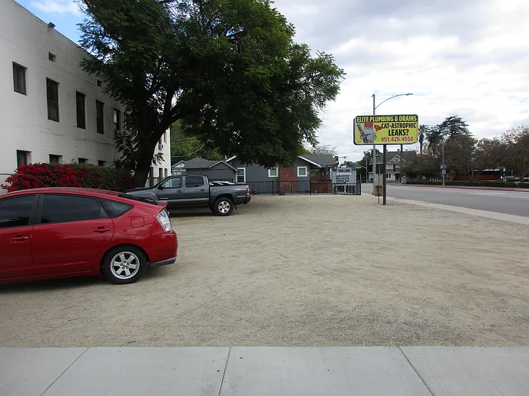 3260 Main St #2 — Photo 3