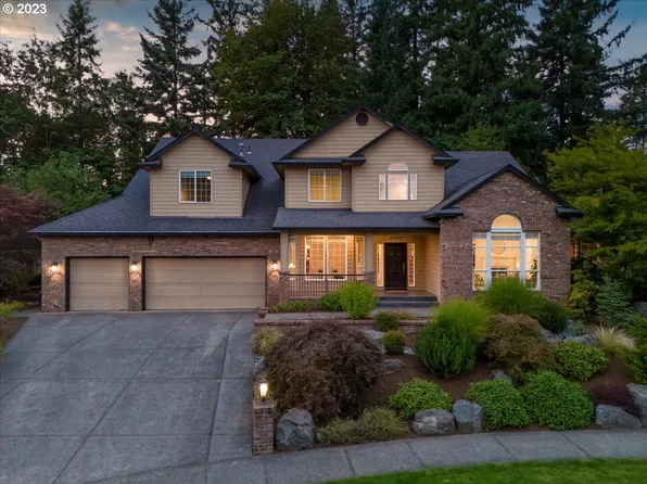 4000 NE 128th St, Vancouver, WA 98686