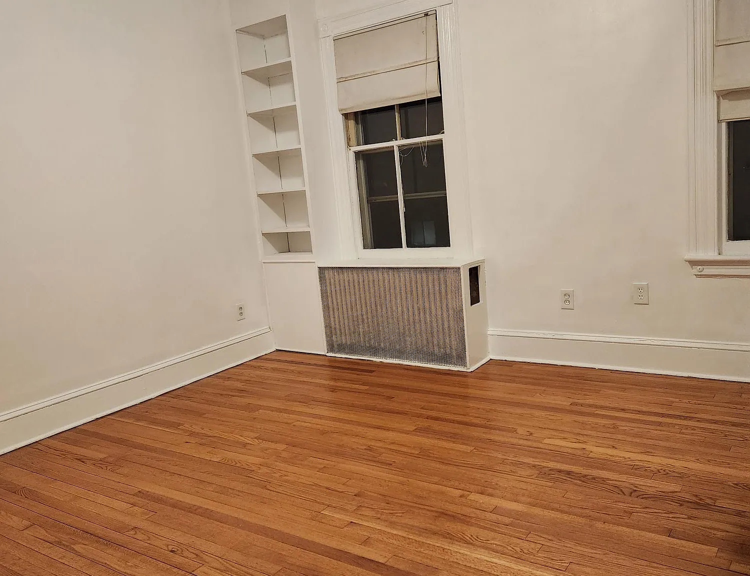 2 bed, 850 sqft, $2,500 — Photo 4