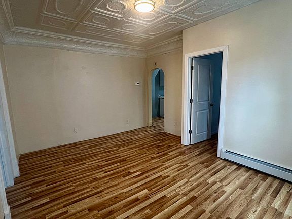 5th image of 19 Bunn St