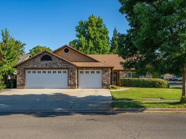 2094 Button Pl, Redding, CA 96002