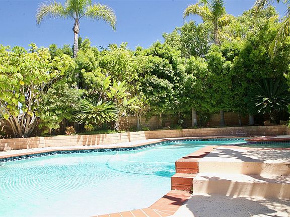5th image of 8747 Butano Ct