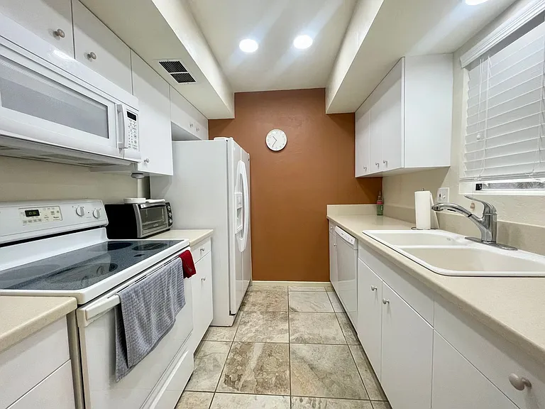 1050 E Ramon Rd #119 — Photo 7