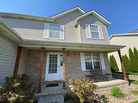 2nd image of 19 Breckenwood Ct