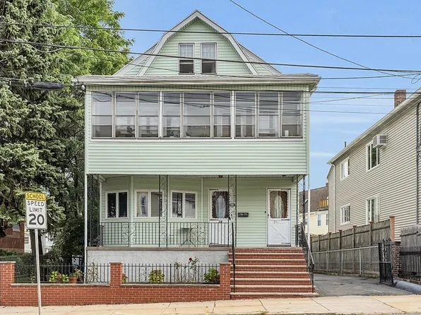 28 Medford St, Medford, MA 02155