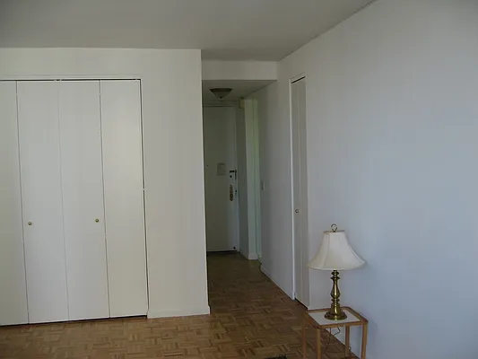 Rented by NY NY Condo, Inc | media 94