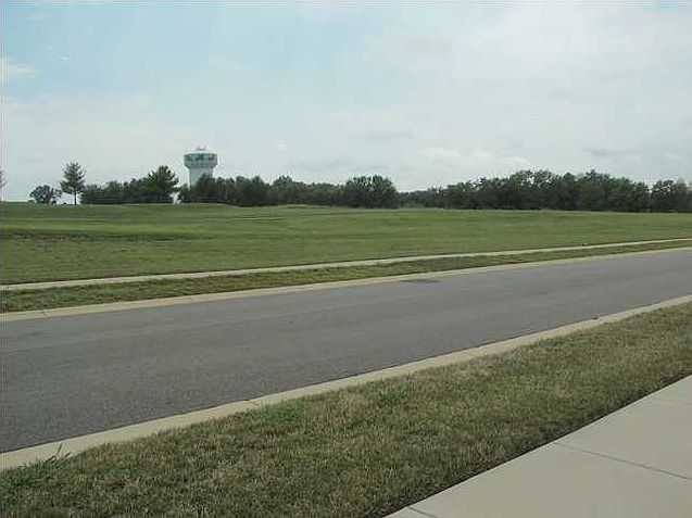 1st image of 7 Clubhouse Dr #Ad