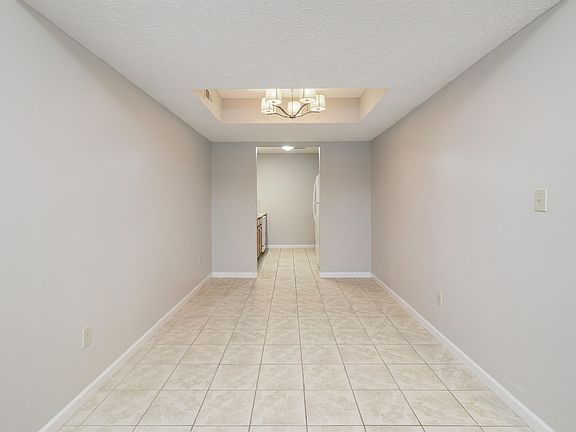 4th image of 2450 Town Creek Rd W APT B4