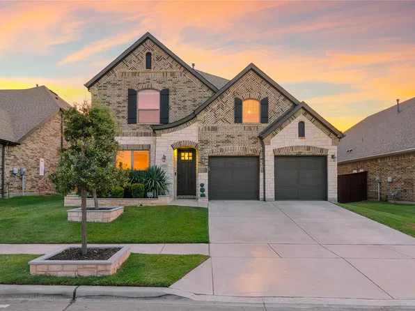 9204 Armadillo Trl, North Richland Hills, TX 76182