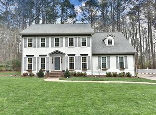 135 Hembree Circle Dr, Roswell, GA 30076