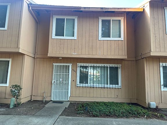 4th image of 5961 Bamford Dr