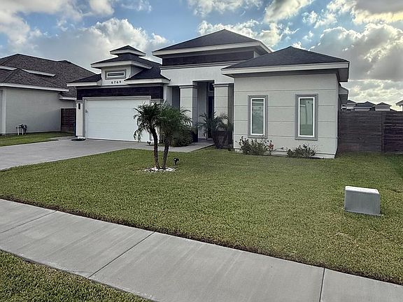 3rd image of 6769 Woodlands Ave