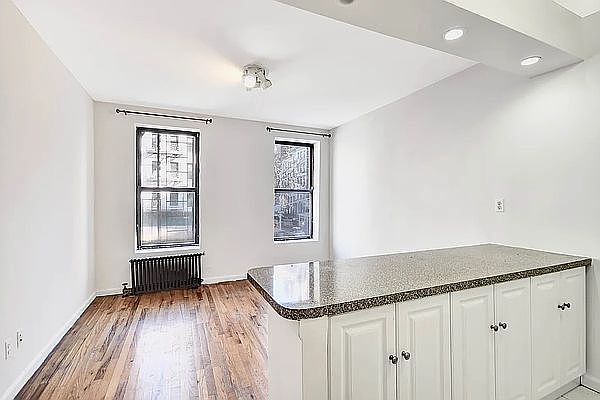 1st image of 422 Amsterdam Ave APT 1C