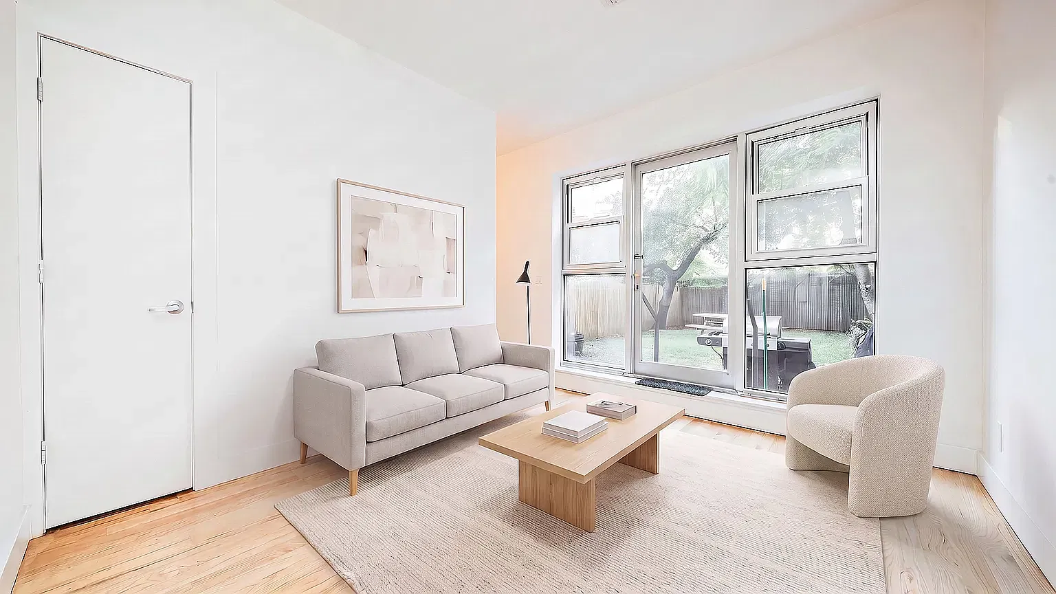 245 Frost St — Photo 1