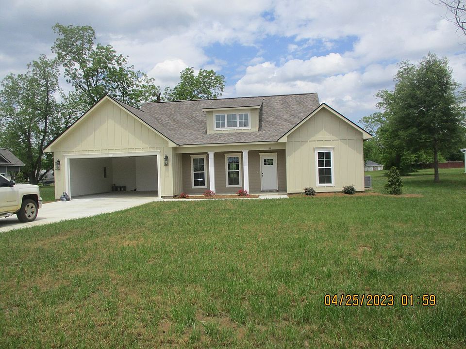 1st image of 132 Chelmsford Ct