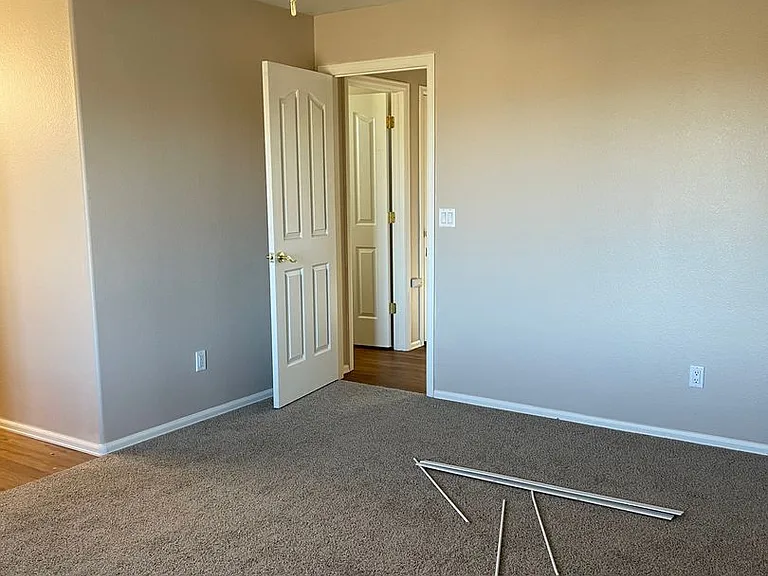 66 Wild Rose Dr — Photo 11