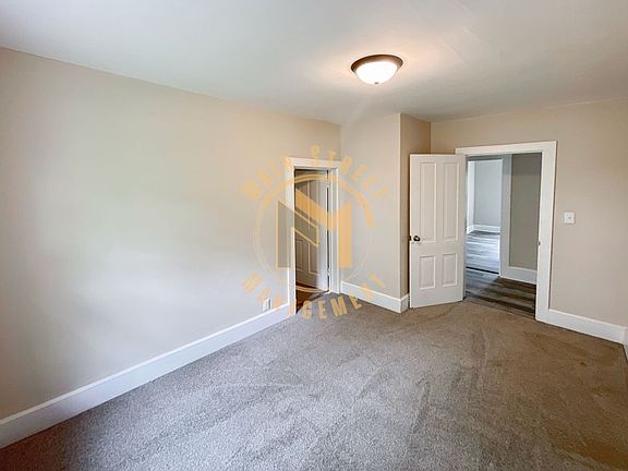 3rd image of 634 Grant St #B