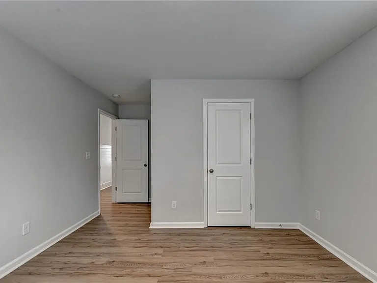 175 Grey Falcon Ave — Photo 34