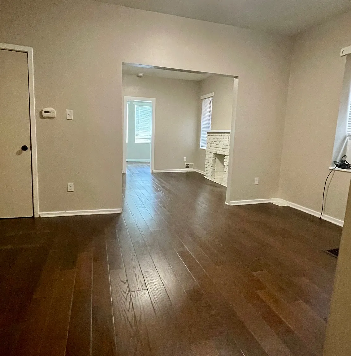 1 bed, 900 sqft, $1,150 — Photo 2