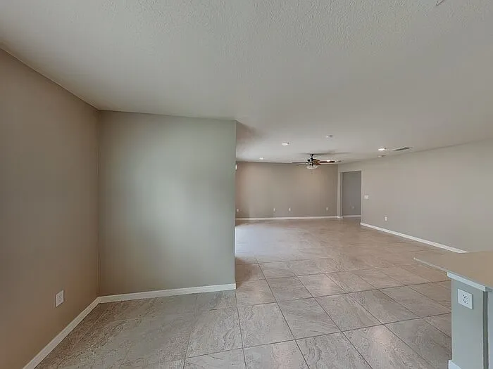 837 Rivers Crossing St — Photo 11