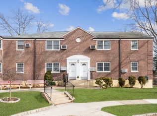 24933 64th Ave, Little Neck, NY 11362
