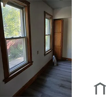 3606 E 57th St — Photo 2