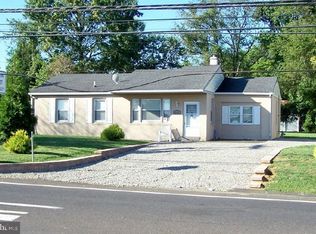 2122 Galloway Rd, Bensalem, PA 19020