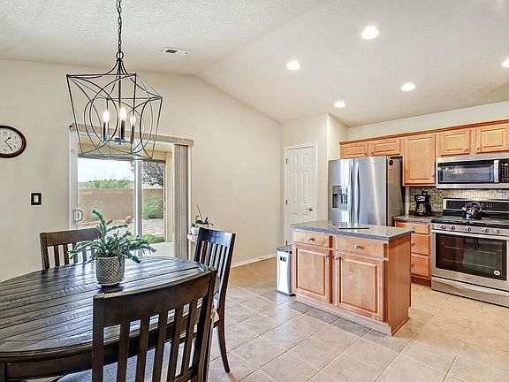5th image of 9701 Mogollon Dr NW