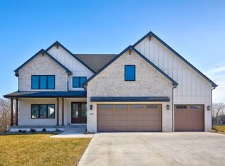 8031 NW 106th Ct, Johnston, IA 50131