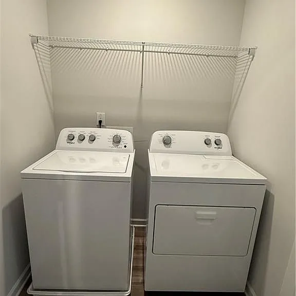 3203 Bateman Dr — Photo 15
